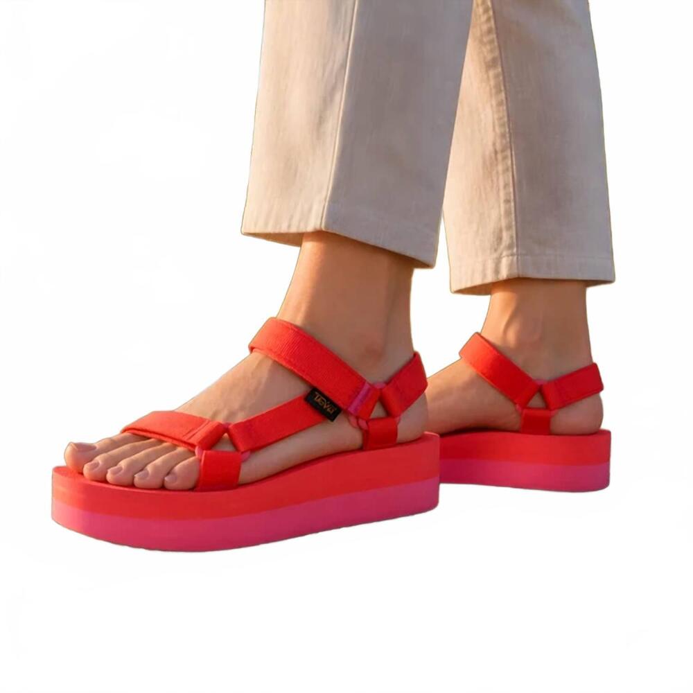 NEW TEVA women's flatform universal sandals in pink